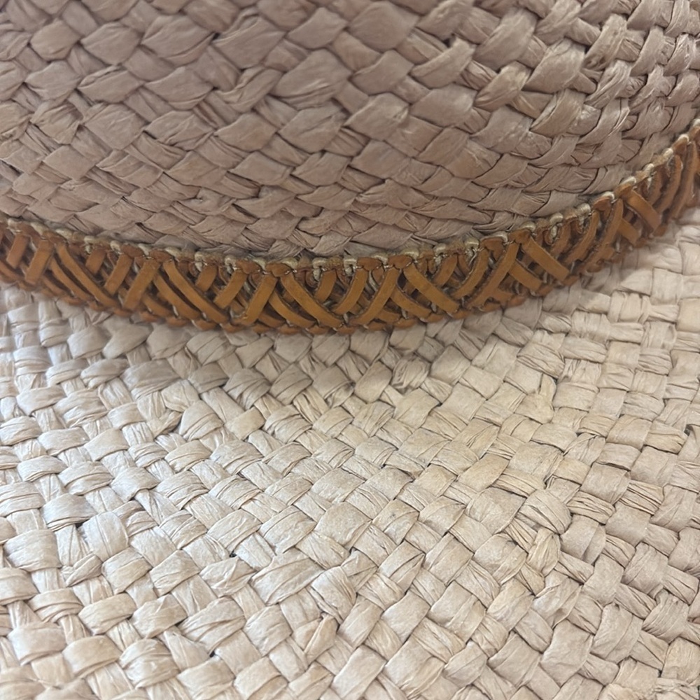 Forever 21 brand new straw hat - Picture 3 of 8